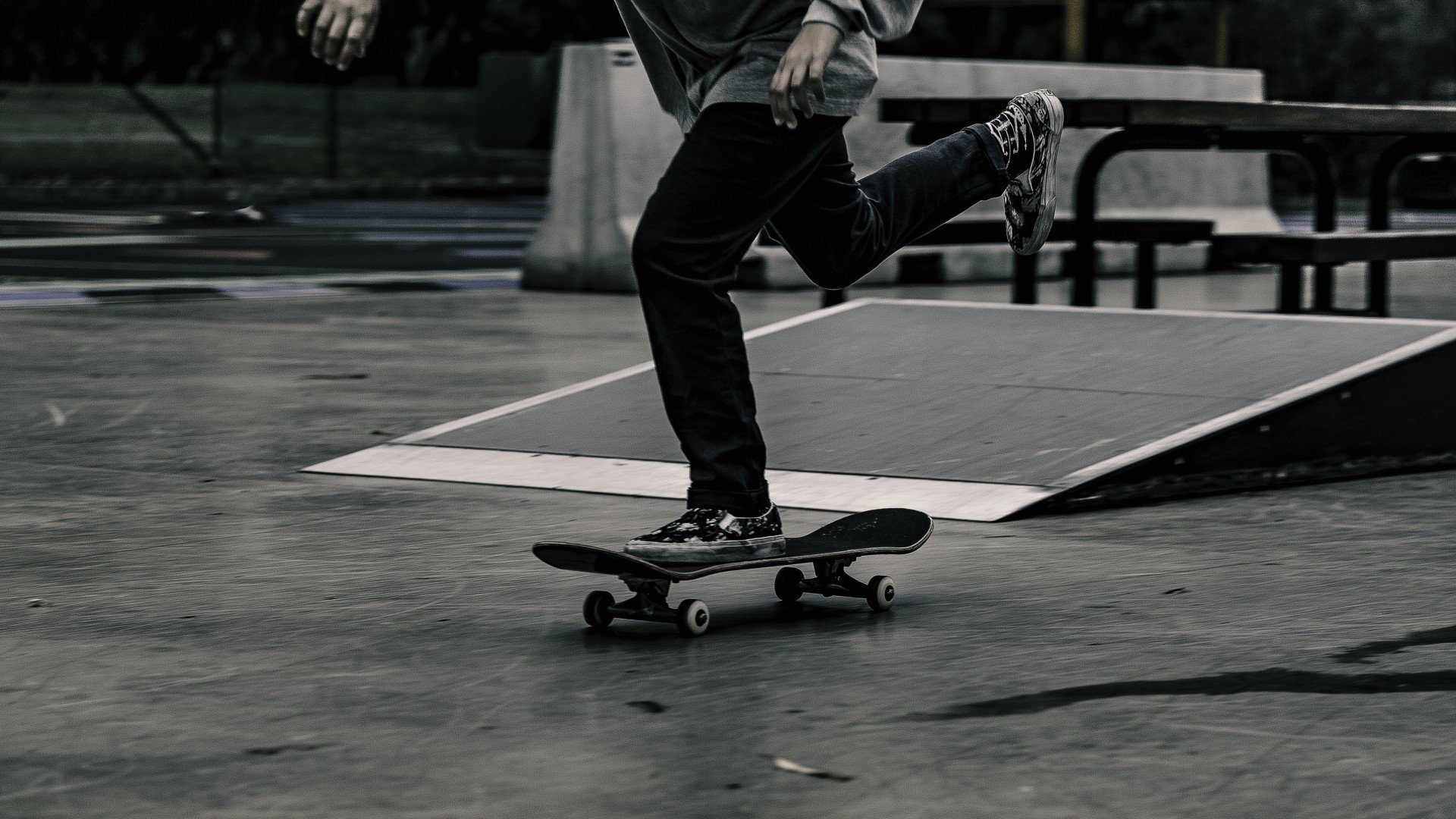 UFC选手强化步伐节奏调整，提高攻防灵活性